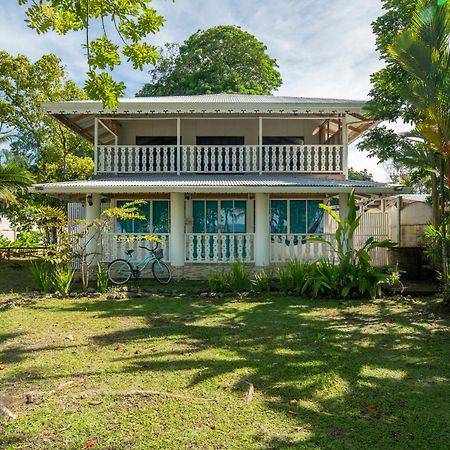 Casa Blanca Beachfront House With Shared Pool Access Pangea Lodge Manzanillo  Luaran gambar