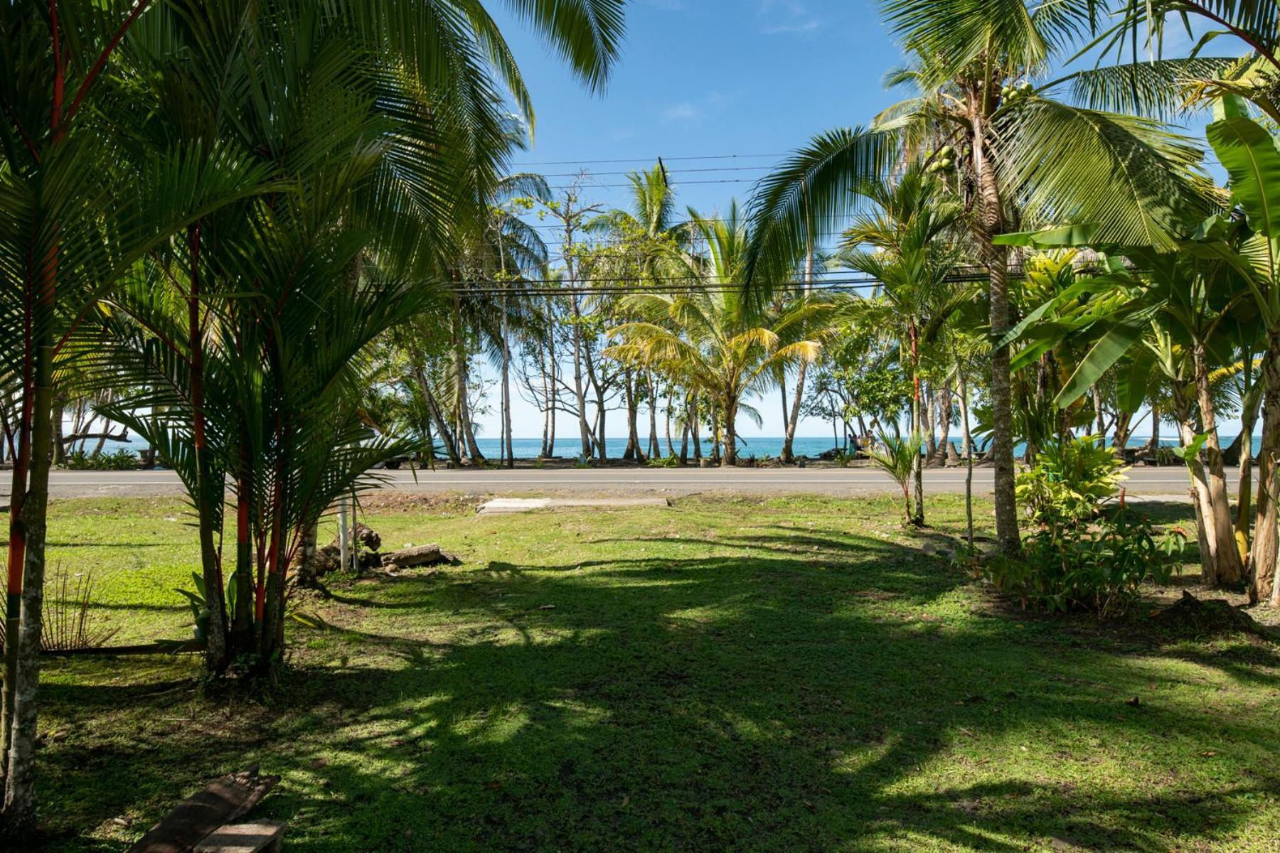 Casa Blanca Beachfront House With Shared Pool Access Pangea Lodge Manzanillo  Luaran gambar